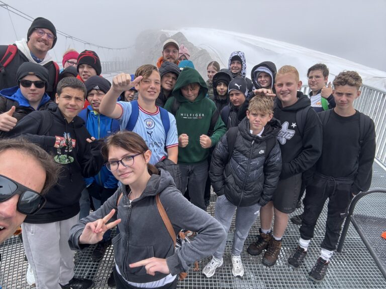 SMS Hartberg as the last class in the Outdoor Glacier Lab 2024